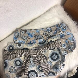 Thirty-One Blue and Tan Floral Bag skirt